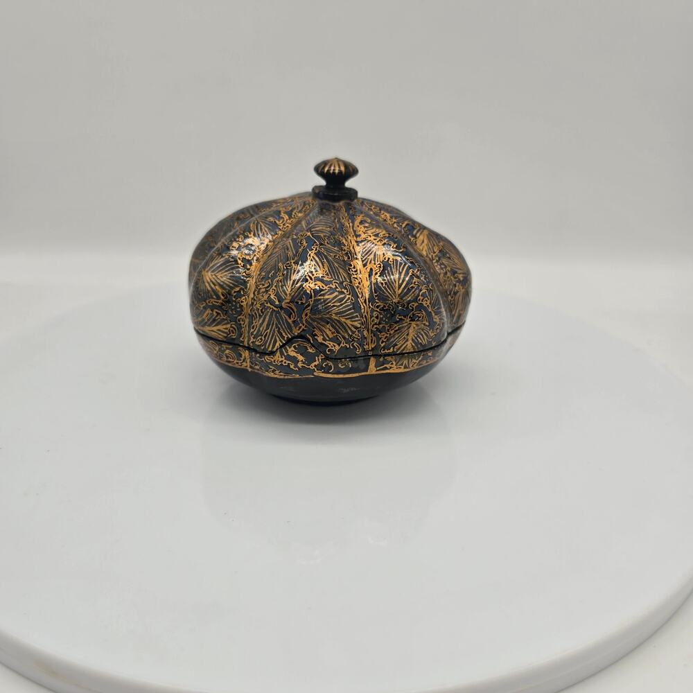 Vintage Handcrafted Kashmiri Papier-Mâché Powder Box Dark Academia Bedroom Decor